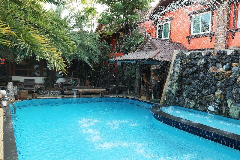 Khunsri Resort Art Boutique Hotel Патая Екстериор снимка